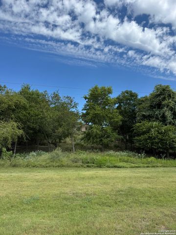 510 cypress, Bandera, TX 78003