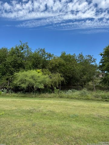 510 cypress, Bandera, TX 78003