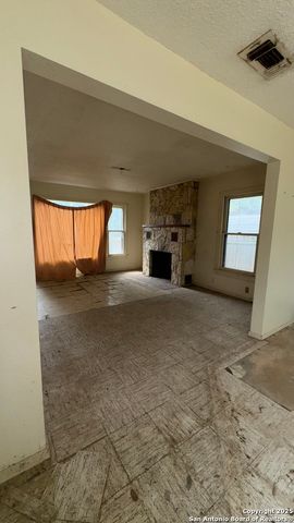 510 cypress, Bandera, TX 78003