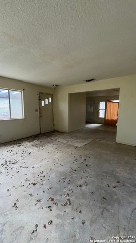 510 cypress, Bandera, TX 78003