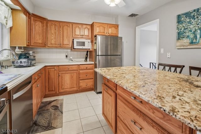177 Ridge Rd, West Milford Twp., NJ 07480