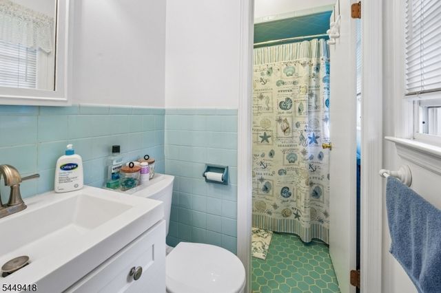 177 Ridge Rd, West Milford Twp., NJ 07480