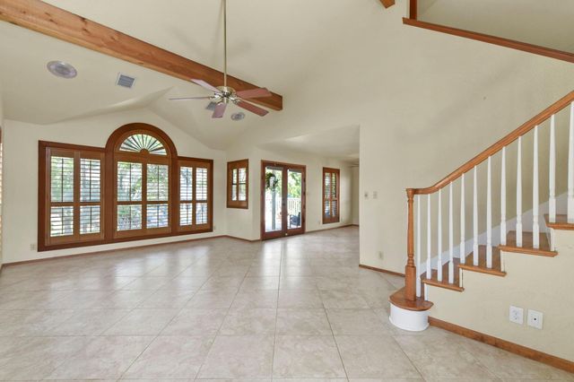 521 Pine Road, Clear Lake Shores, TX 77565