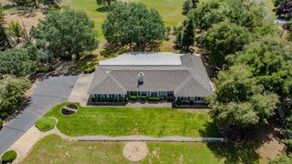 12 Brandy Ct, Burson, CA 95225