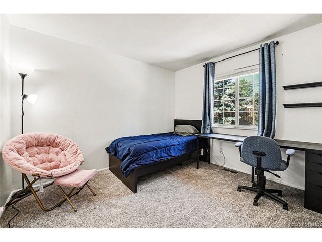 6771 S Dahlia Ct, Centennial, CO 80122