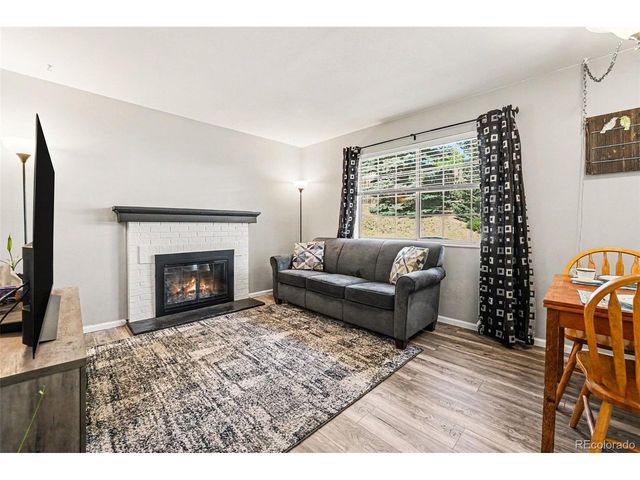 6771 S Dahlia Ct, Centennial, CO 80122