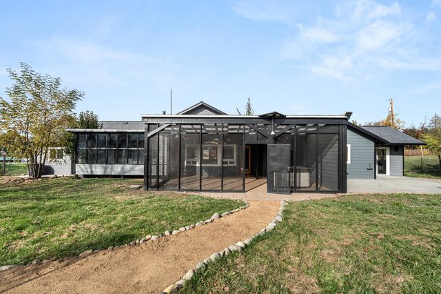 288 Maywood Way, Ashland, OR 97520