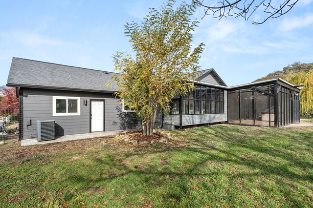 288 Maywood Way, Ashland, OR 97520