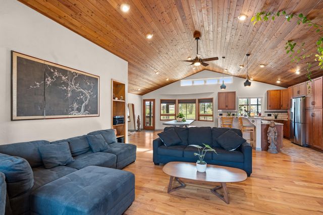 288 Maywood Way, Ashland, OR 97520