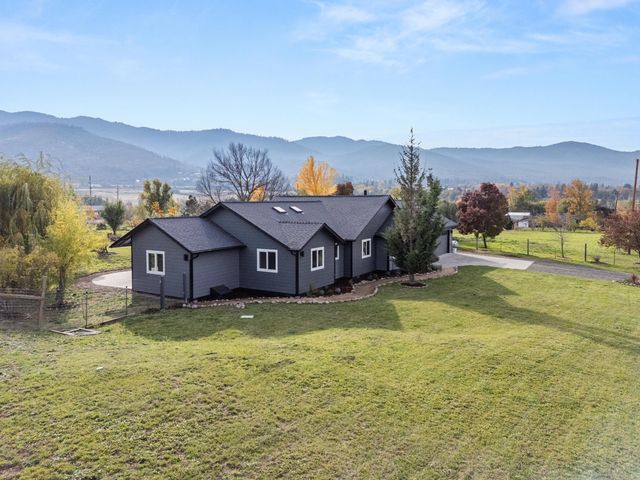 288 Maywood Way, Ashland, OR 97520