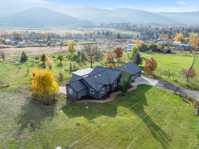 288 Maywood Way, Ashland, OR 97520