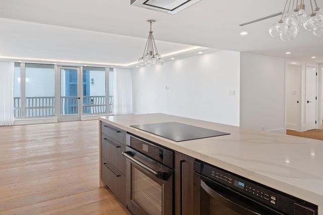 4020 Galt Ocean Drive 409, Fort Lauderdale, FL 33308