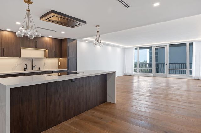 4020 Galt Ocean Drive 409, Fort Lauderdale, FL 33308