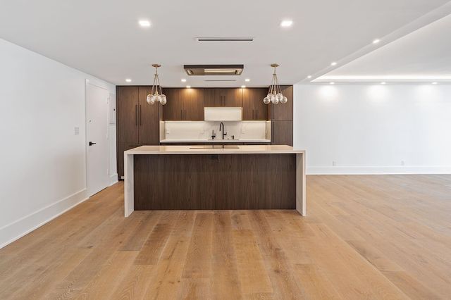 4020 Galt Ocean Drive 409, Fort Lauderdale, FL 33308