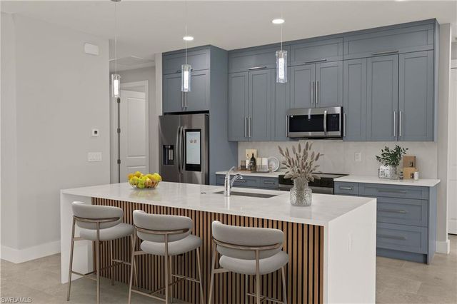 503 SW 26th AVE, Cape Coral, FL 33991