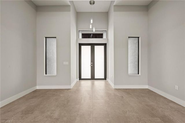 503 SW 26th AVE, Cape Coral, FL 33991