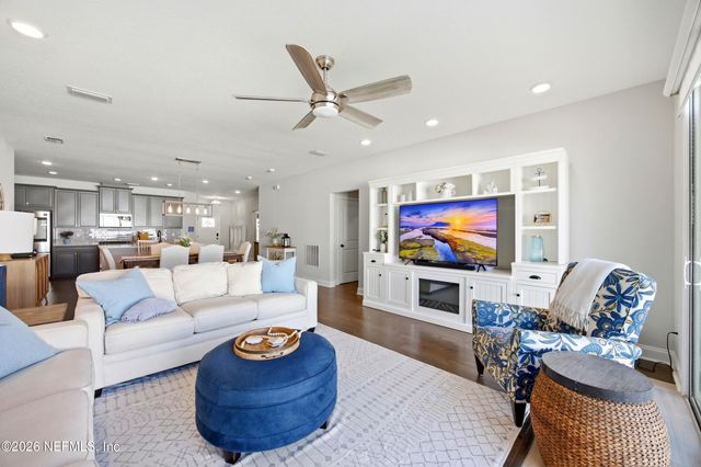 229 CHANDLER Drive, St. Johns, FL 32259