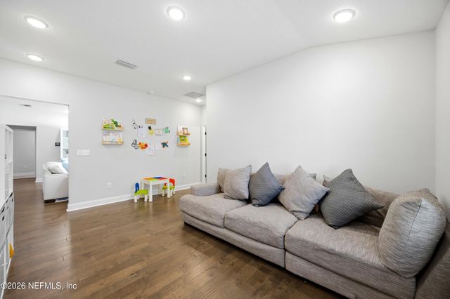 229 CHANDLER Drive, St. Johns, FL 32259