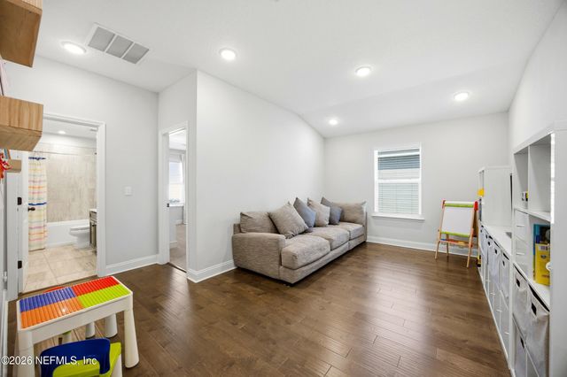 229 CHANDLER Drive, St. Johns, FL 32259