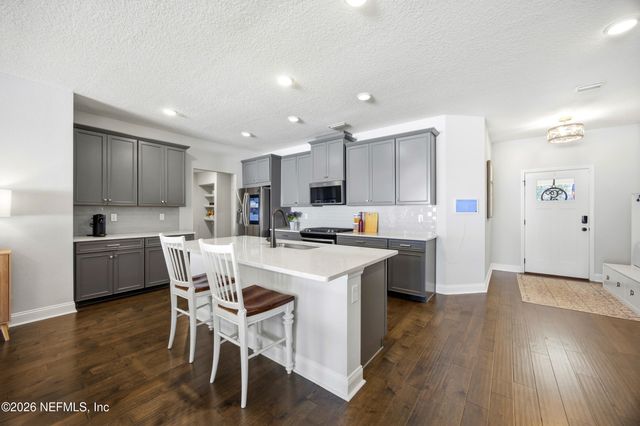 229 CHANDLER Drive, St. Johns, FL 32259