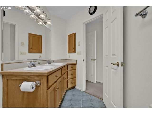 82824 OCEAN Blvd, Westlake, OR 97493