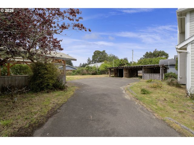 82824 OCEAN Blvd, Westlake, OR 97493