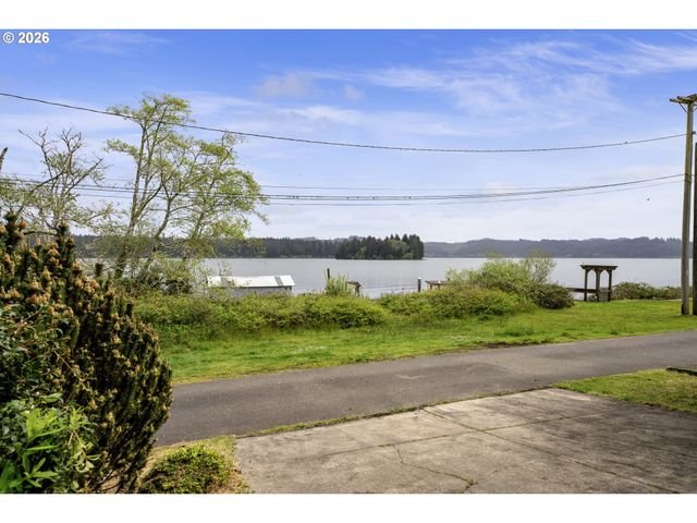 82824 OCEAN Blvd, Westlake, OR 97493