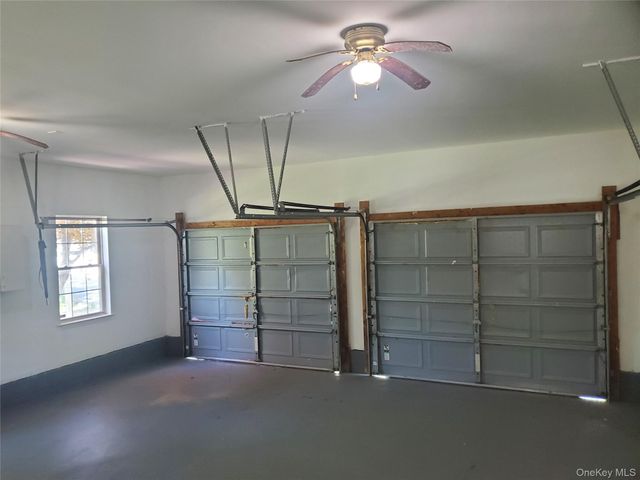 34 Fire Tower Road, Bloomingburg, NY 12721