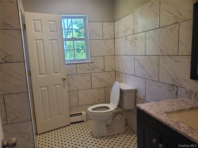 34 Fire Tower Road, Bloomingburg, NY 12721