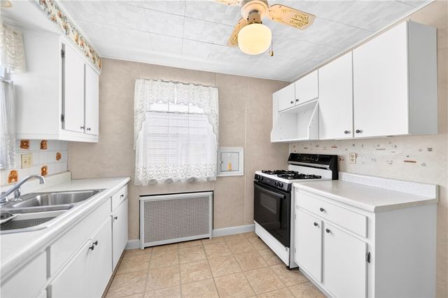 1218 Wareman Ave, Brookline, PA 15226