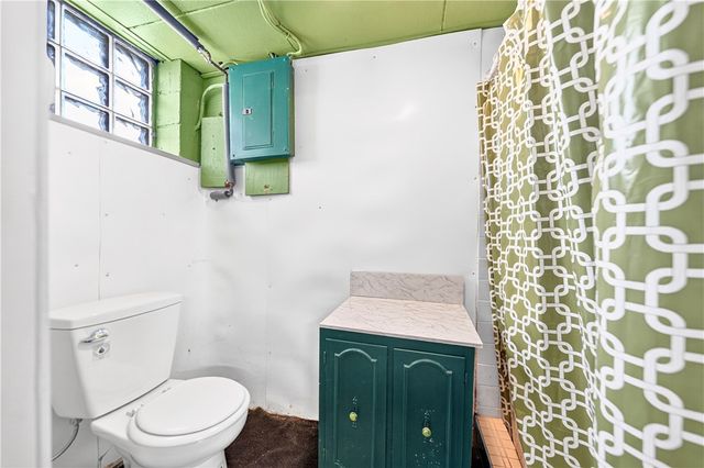 1218 Wareman Ave, Brookline, PA 15226