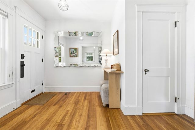 27 Valley Rd 27, Milton, MA 02186