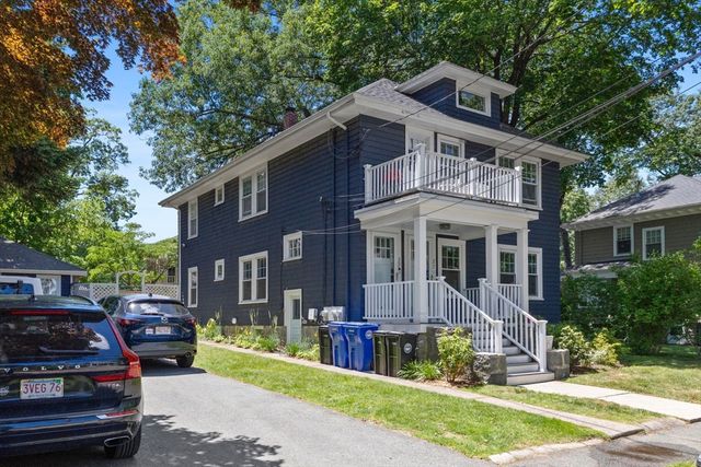 27 Valley Rd 27, Milton, MA 02186