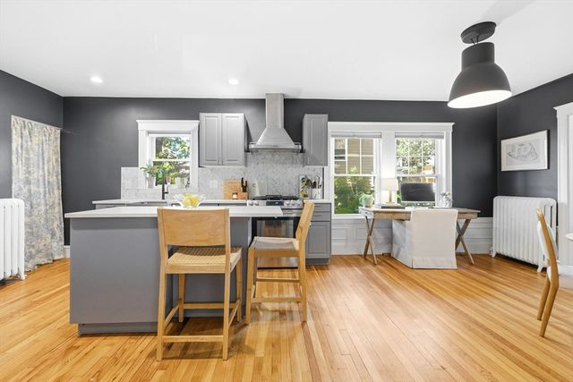 27 Valley Rd 27, Milton, MA 02186