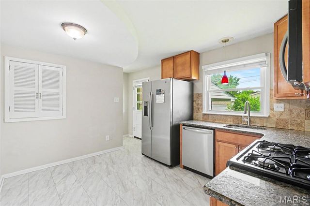 245 Jeanette Drive, Florissant, MO 63031