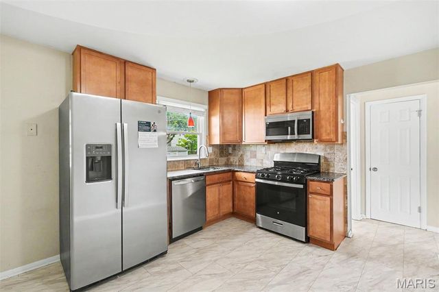 245 Jeanette Drive, Florissant, MO 63031