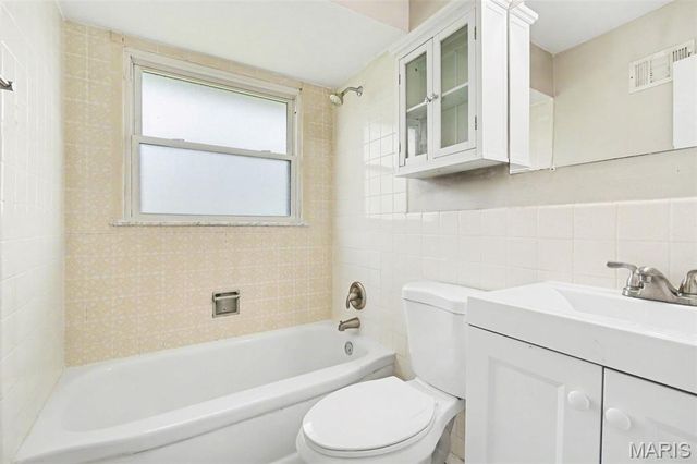 245 Jeanette Drive, Florissant, MO 63031