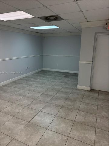 7400 NW 7th St Unit 2, Miami, FL 33126