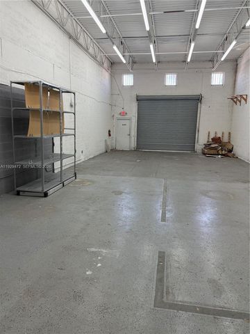 7400 NW 7th St Unit 2, Miami, FL 33126
