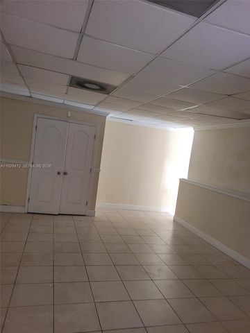 7400 NW 7th St Unit 2, Miami, FL 33126