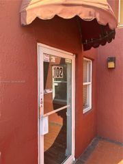 7400 NW 7th St Unit 2, Miami, FL 33126