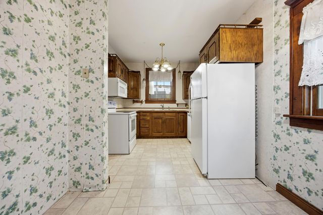 1261 4th Street N, Fargo, ND 58102