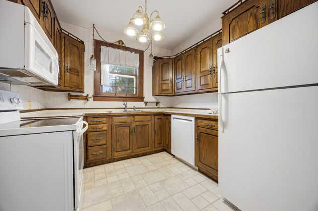 1261 4th Street N, Fargo, ND 58102