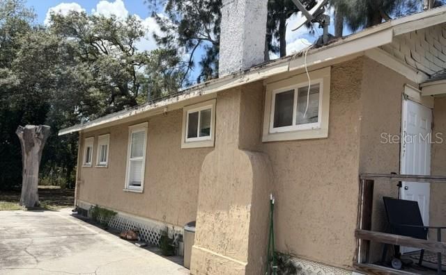 1727 45TH STREET S B, St Petersburg, FL 33711