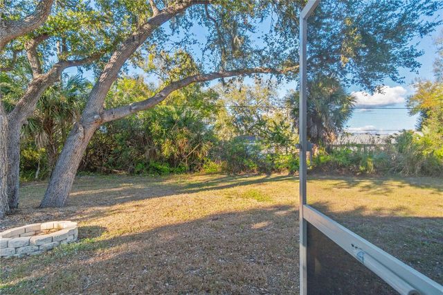 18522 ROBINSON AVENUE, Port Charlotte, FL 33948