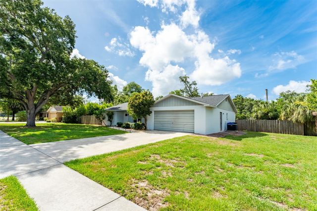 10817 PROVIDENCE OAKS DRIVE, Riverview, FL 33578