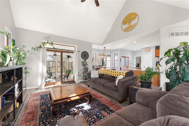 15120 State Route 83 Road, Grafton, OH 44044