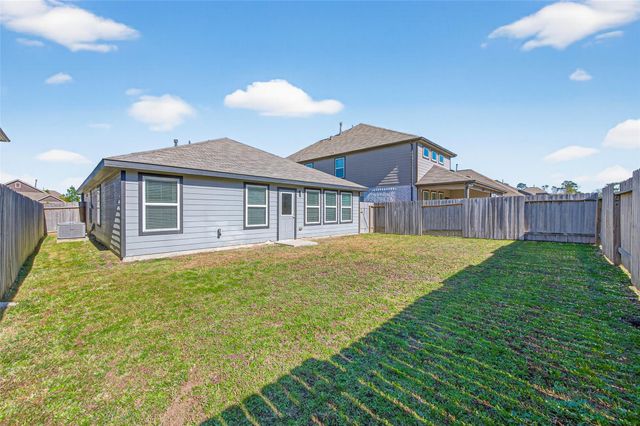 2122 Artic Loon Drive, Conroe, TX 77385