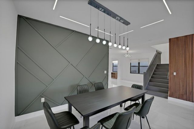 671 NE 191st Terrace, Miami, FL 33179