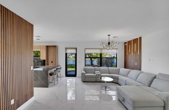 671 NE 191st Terrace, Miami, FL 33179